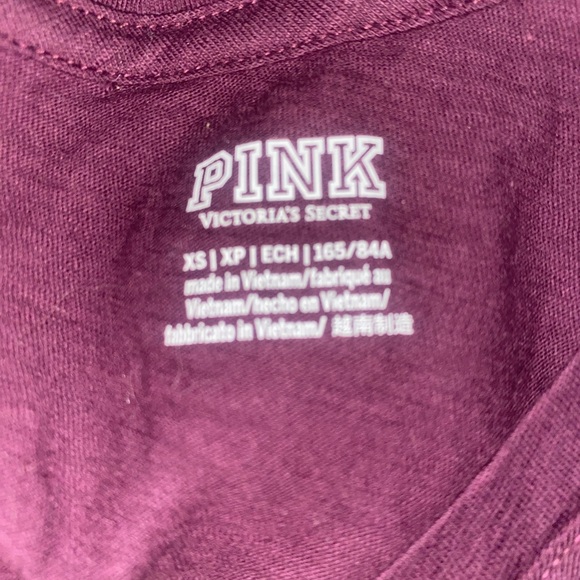 NWOT vs PINK V Neck Tee - Picture 3 of 3